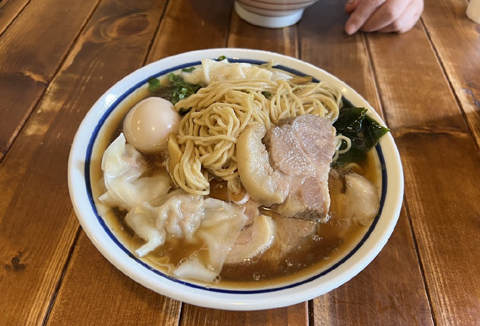 特製ラーメン（波音食堂）