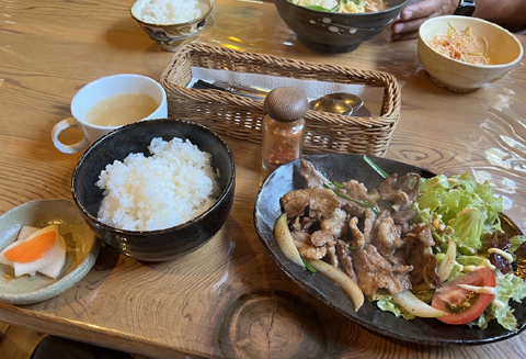 焼肉定食(風の道）