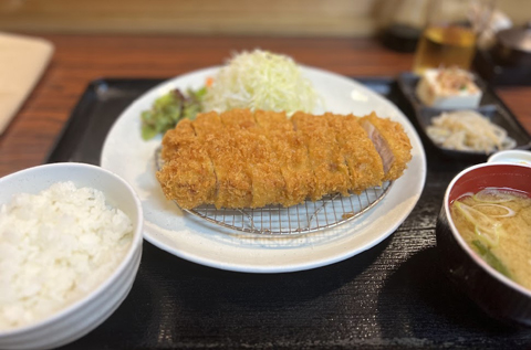 ロースカツ定食（於加乃）