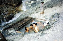 本沢温泉野天風呂